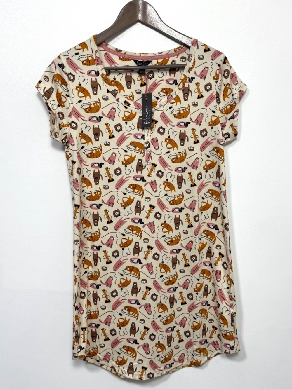NWT Cat Pattern Sleep Shirt Nightgown Cream Pink, Fabulous Just Like You, Size M